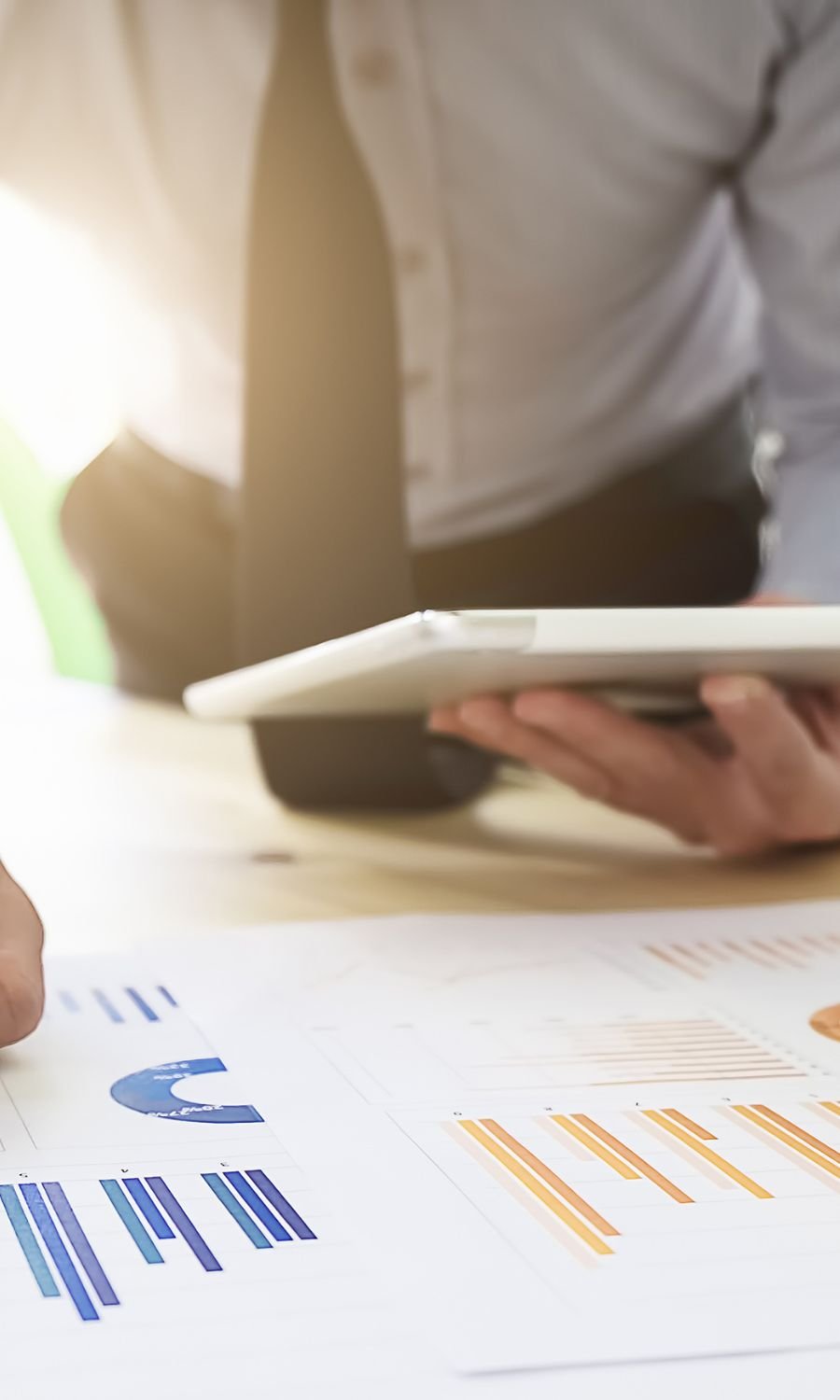 Maximizing ROI through targeted PPC strategies for owner/operators, focusing on efficient ad spend and high-conversion ads.